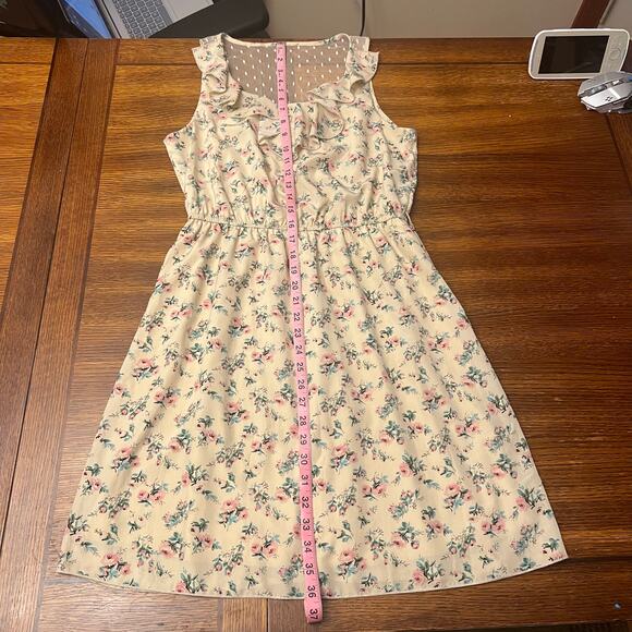 NWT Maurices Lightweight Mesh Back Ruffle Dress Medium Floral Ivory Pink - Picture 11 of 16